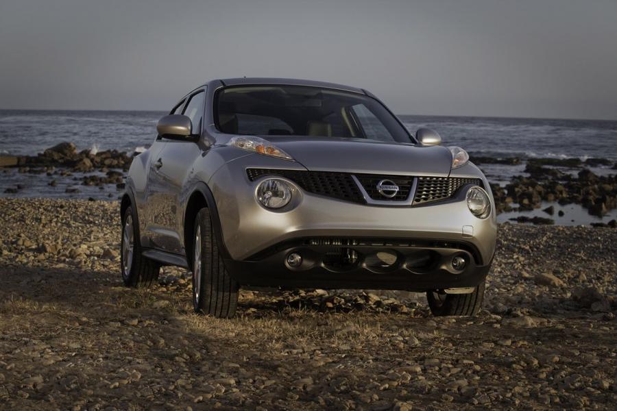  Nissan Juke 2010 года  (фото 23 из 174)